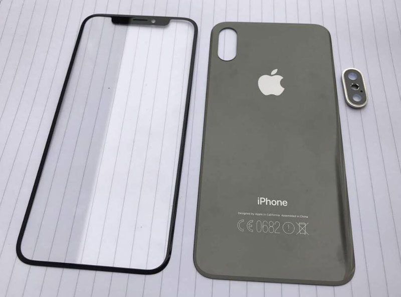 В web-сети интернет появились изображения обеих панелей iPhone 8 В web-сети интернет появились изображения обеих панелей iPhone 8
