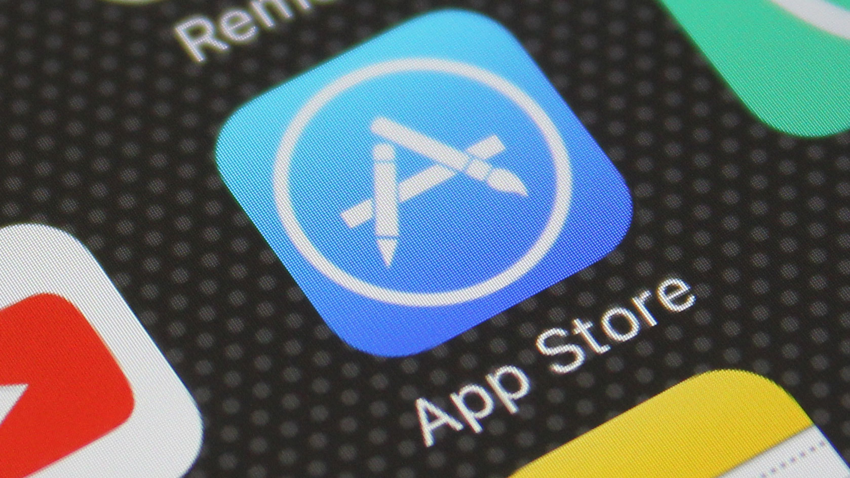 Со времени запуска App Store доходы разработчиков составили 70 миллиардов долларов