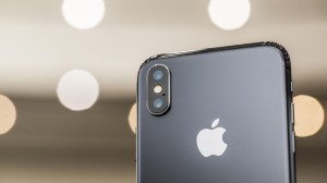 apple-091217-iphone-x-3986