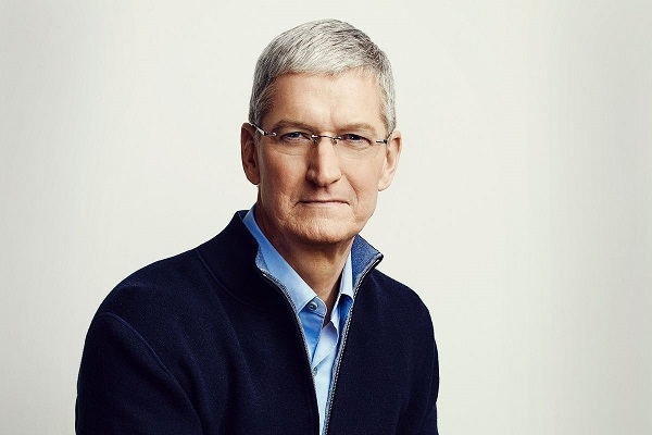 Тим Кук продал акции Apple на 57,8 миллионов долларов