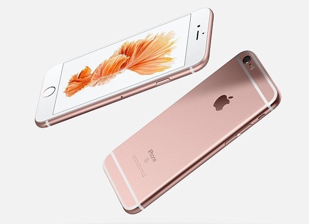 2CAD2F0200000578-3246249-The_data_has_been_gathered_by_experts_at_iphonestockchecker_co_u-a-9_1443016646325
