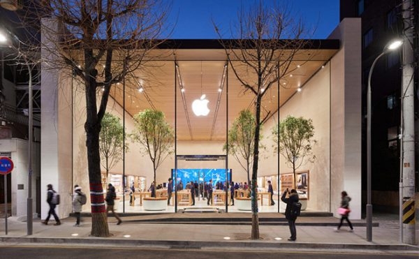 К 2023 году в мире будет работать 600 Apple Store