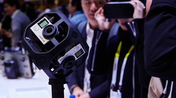 Apple пытается улучшить работу панорамной видео-камеры для VR-гарнитуры