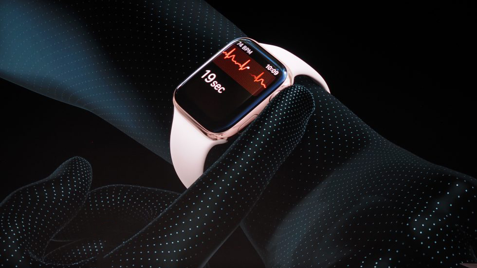 Glavnaya_funkciya_Apple_Watch_Series_4_smozhet_rabotat_v_Rossii_1