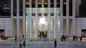 Apple-Store-fifth-avenue-new-york-redesign-exterior-09191934